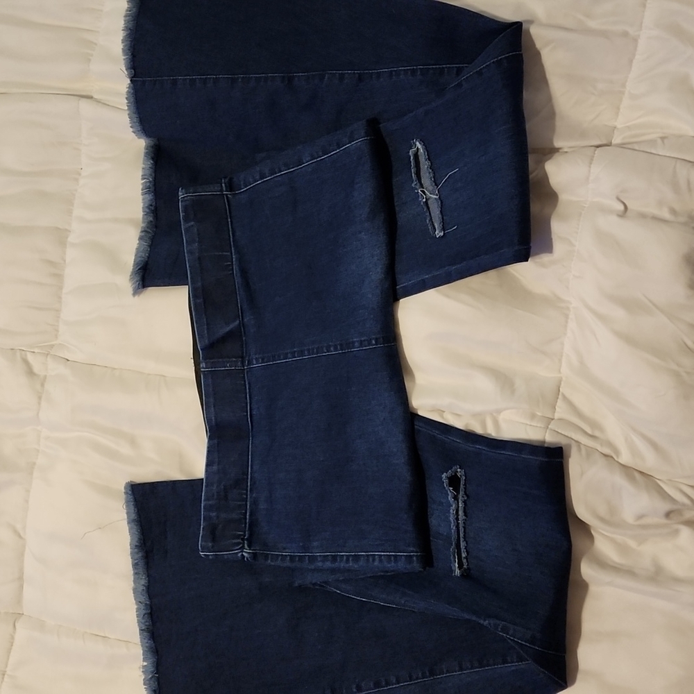 Newbury Kustom flare bell bottoms juniors 7-9, stretchy